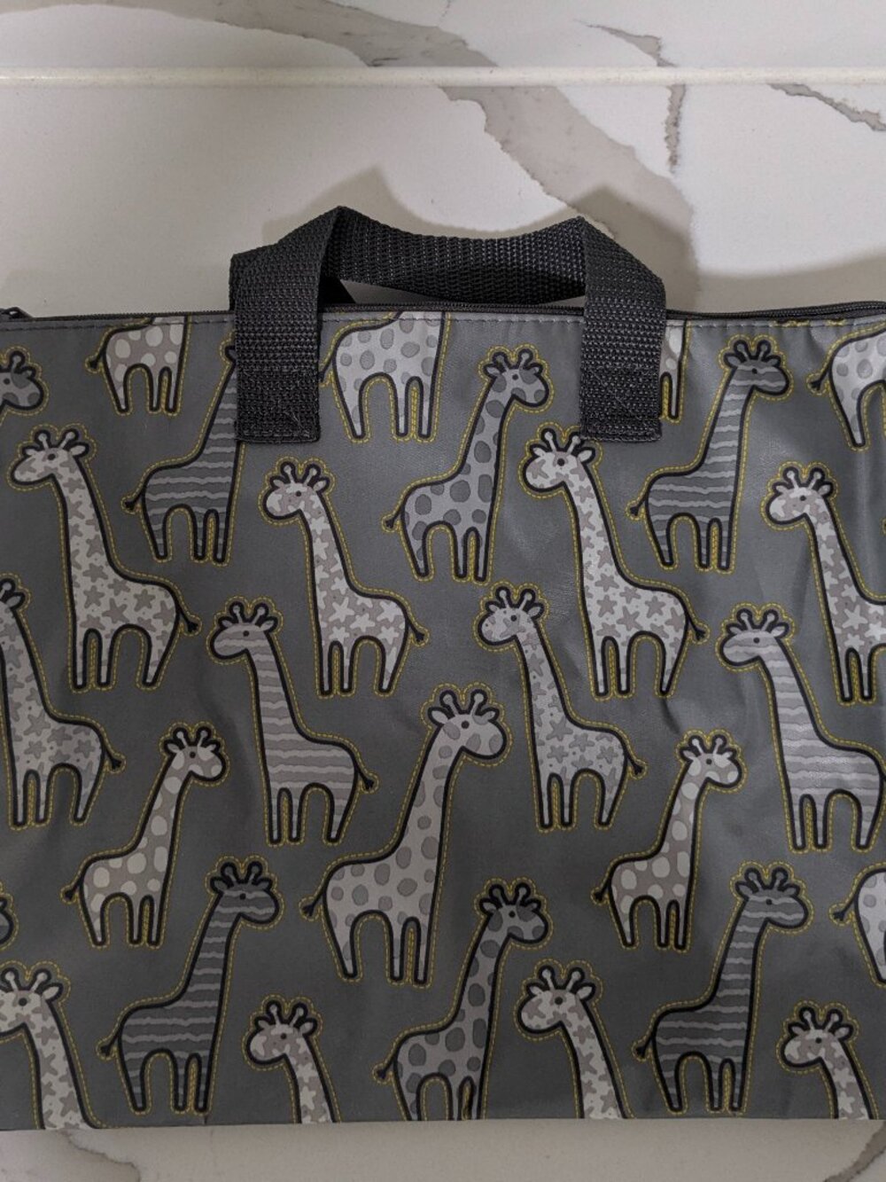 Brand New Thirty-One Super Swap It Pocket in super cute Go Go Giraffe print